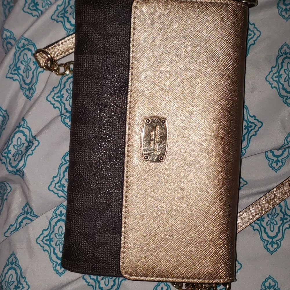 Cross body bag